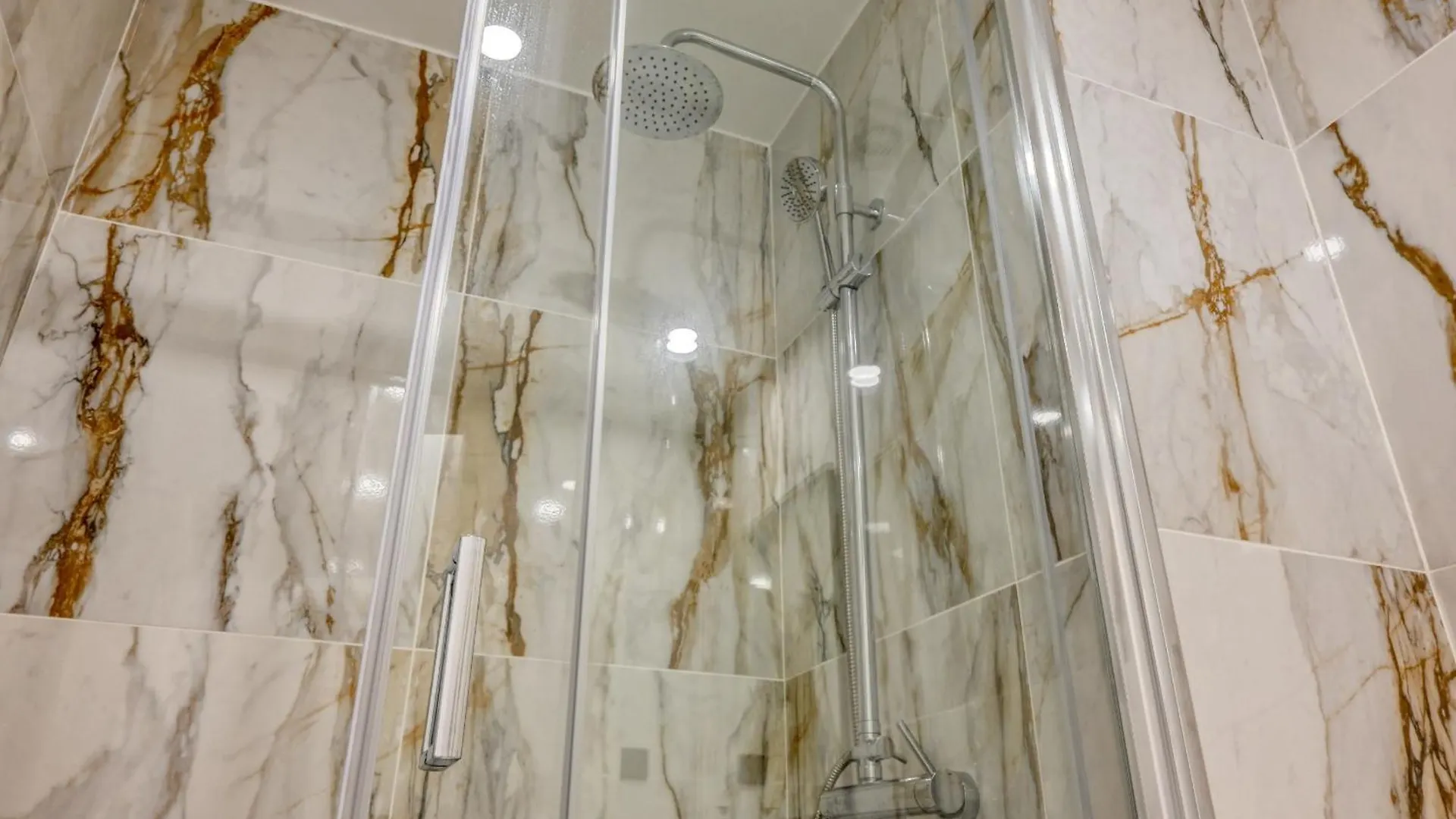 Bse15 Apartments 4L, A Home In Madeira 丰沙尔 葡萄牙
