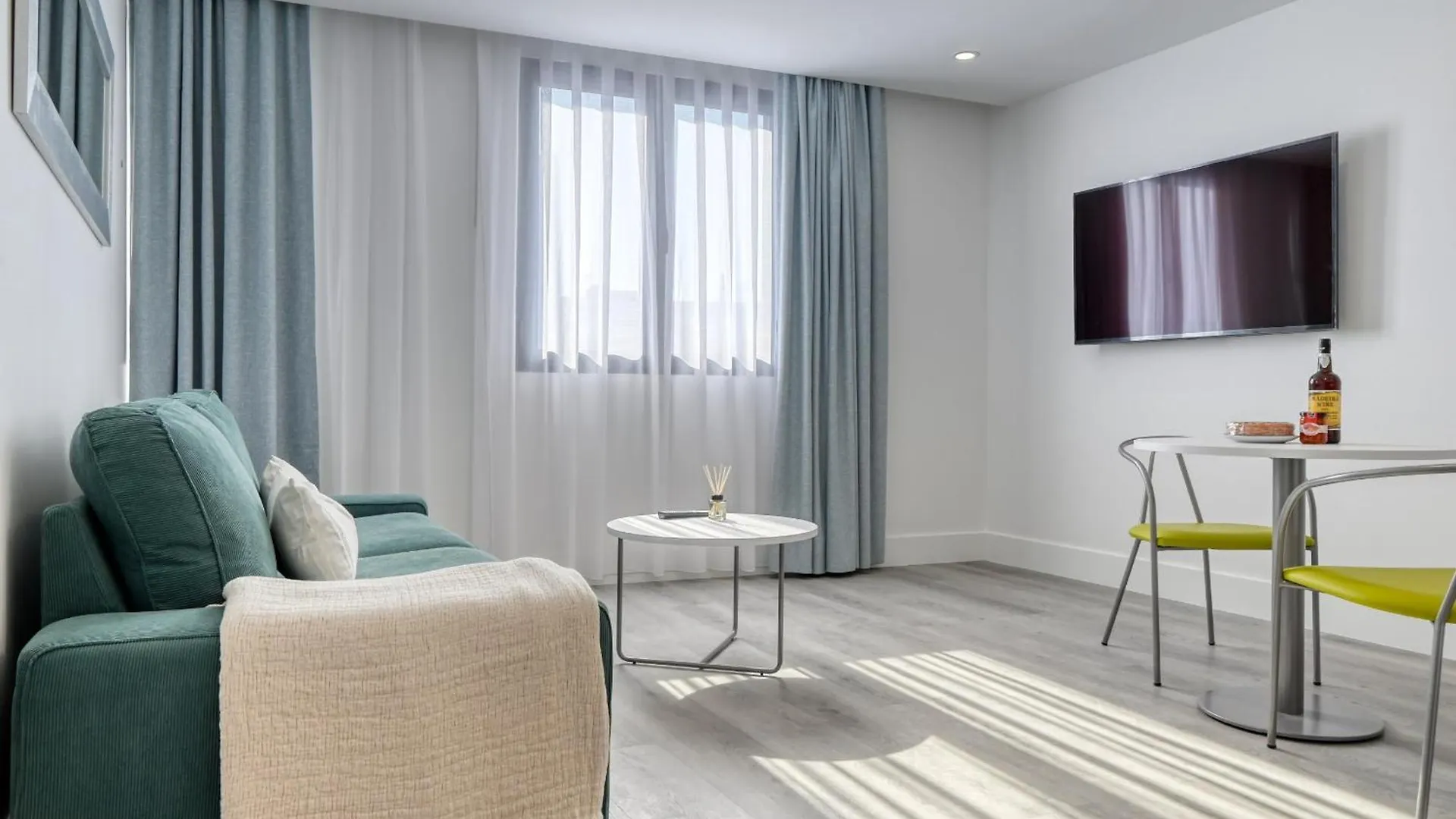Bse15 Apartments 4L, A Home In Madeira Funchal  Portugalsko